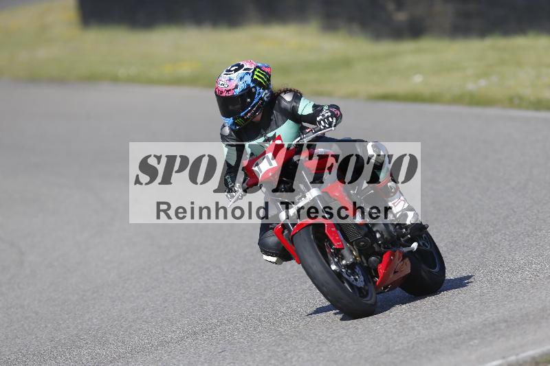 /06 08.04.2026 Cornu Master School ADR/Gruppe blau/11